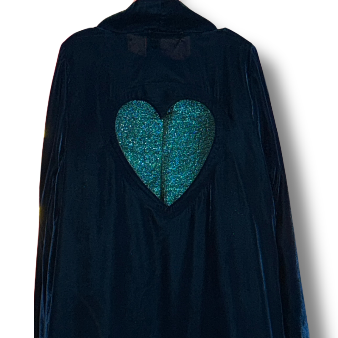 Turqoiuse Heart Bisht
